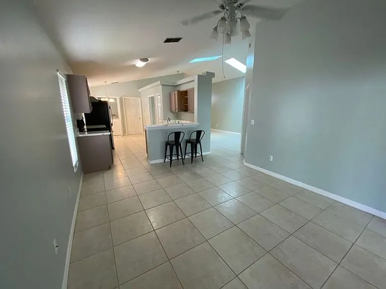 322 Riunite Cir — Photo 8