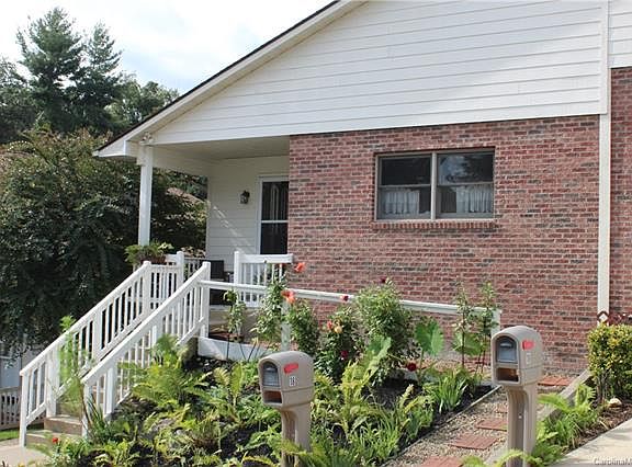 2nd image of 18 Bage St