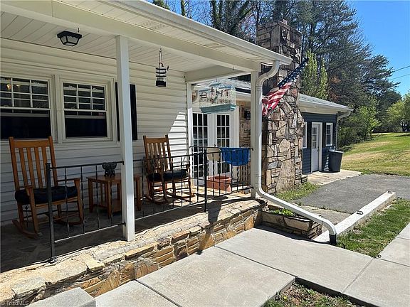 5th image of 2047 Sizemore Rd