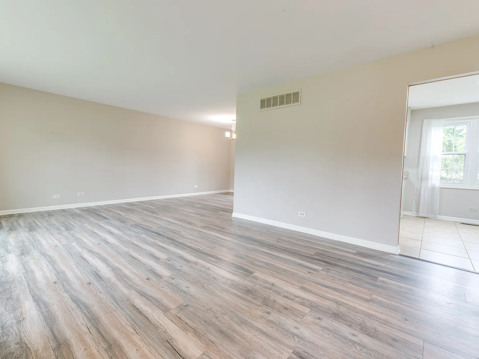 4 bed, 2031 sqft, $3,600 — Photo 3