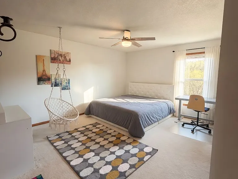 1443 Bethesda Cir — Photo 42
