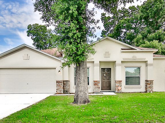 2nd image of 3043 NE 25th St
