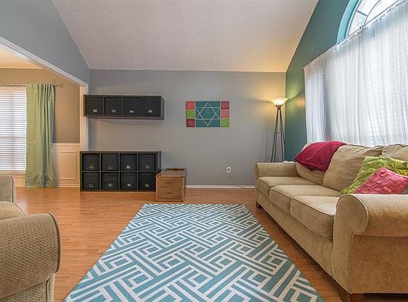 2nd image of 8240 Edge Water Dr