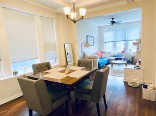 2246 W Armitage Ave APT 3F, Chicago, IL 60647