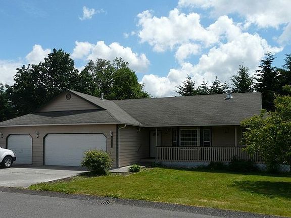 2nd image of 10816 235th Avenue Ct E