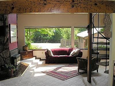 Sunken livingroom