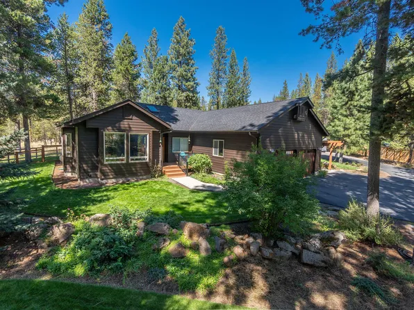 17822 Trader Ln, Bend, OR 97707