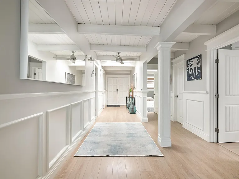1680 N Neptune Ave — Photo 48