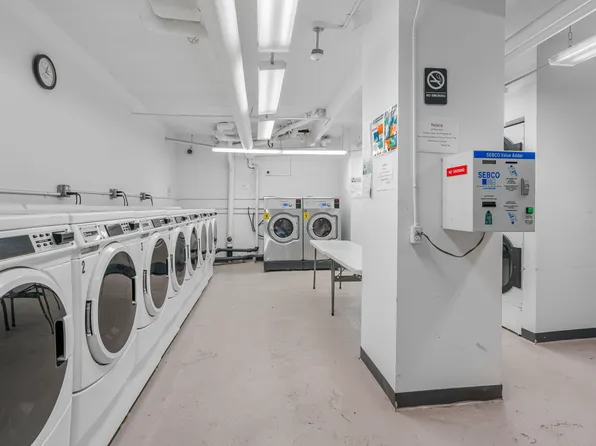 24-75 38th Street image 11 of 28