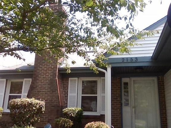 2nd image of 2153 Lyndora Rd