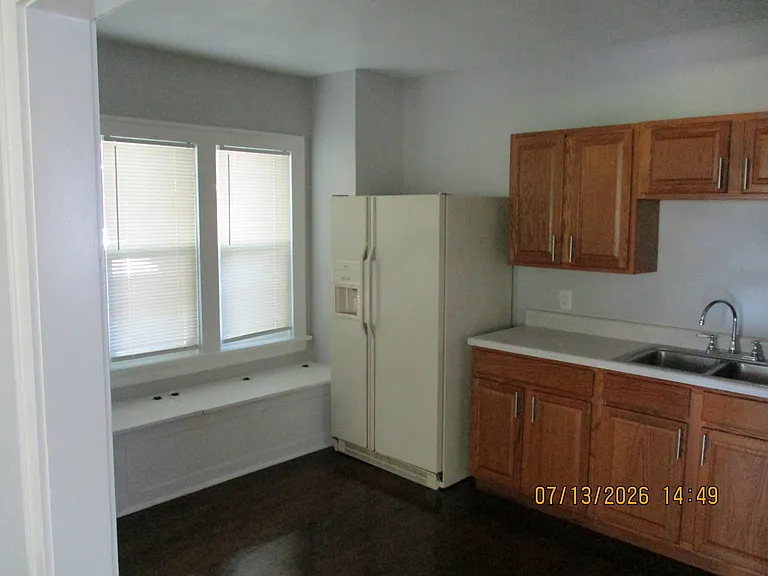 312 Harrison St — Photo 7