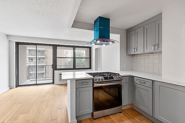 1st image of 175 W 95th St APT 7H
