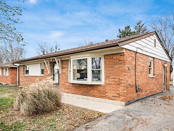 3rd image of 4060 Striebel Ct