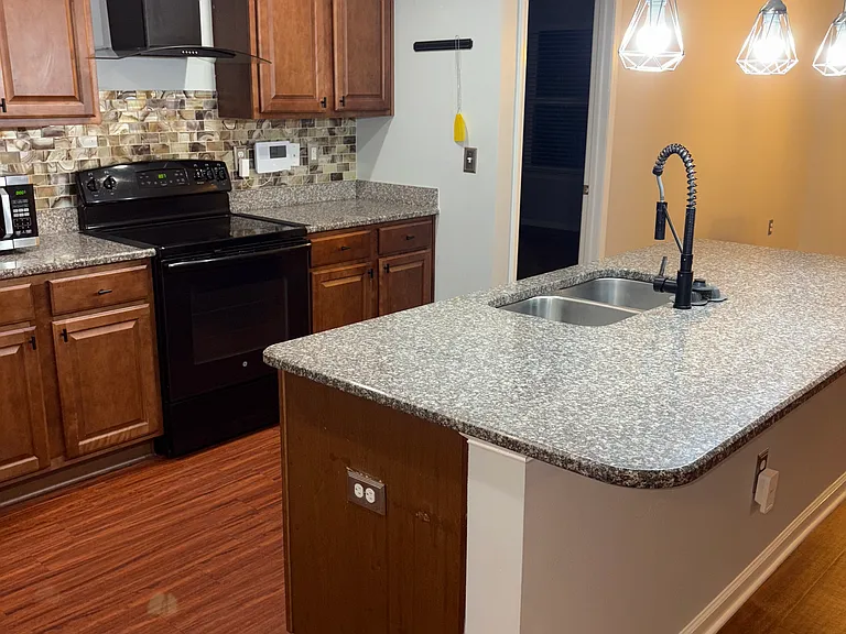 1232 Midtown Village Dr — Photo 22