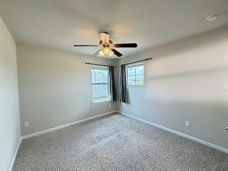 Upstairs bedroom #2