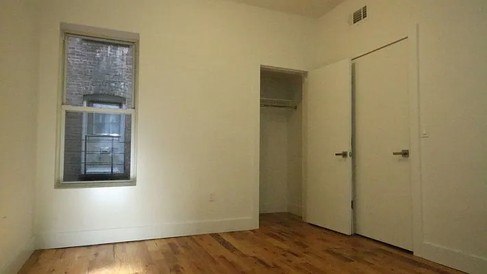 Rented by Nooklyn NYC LLC | media 13