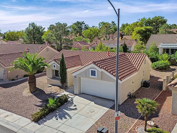 3rd image of 9009 Signal Terrace Dr