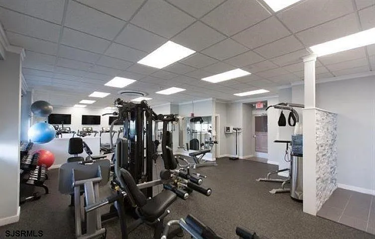 9400 Atlantic Ave #1005 — Photo 15