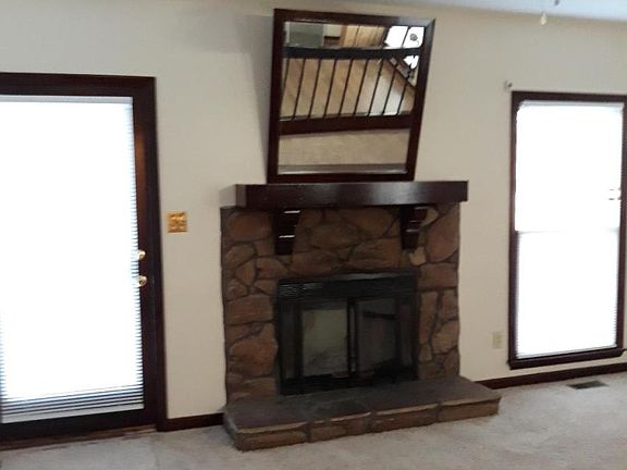 2nd image of 5912 Laguna Dr