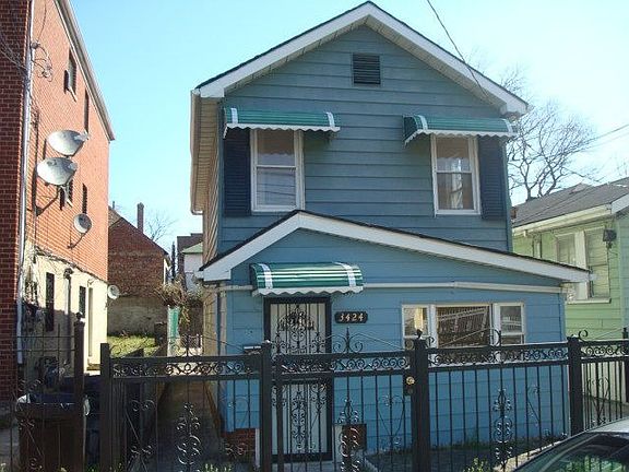 2nd image of 3414 Ely Ave