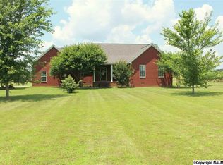 884 Horseshoe Bend Rd, Scottsboro, AL 35769