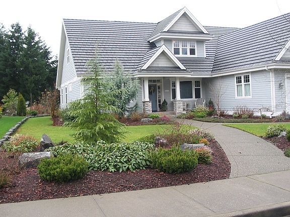 2nd image of 6527 Turnberry Ln SE