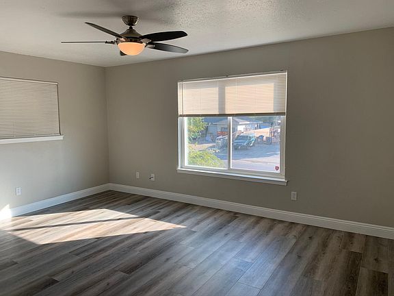 5th image of 717 Lampasas Ave APT A