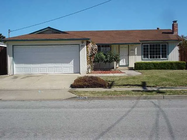 5526 McDonald Ave photo 1