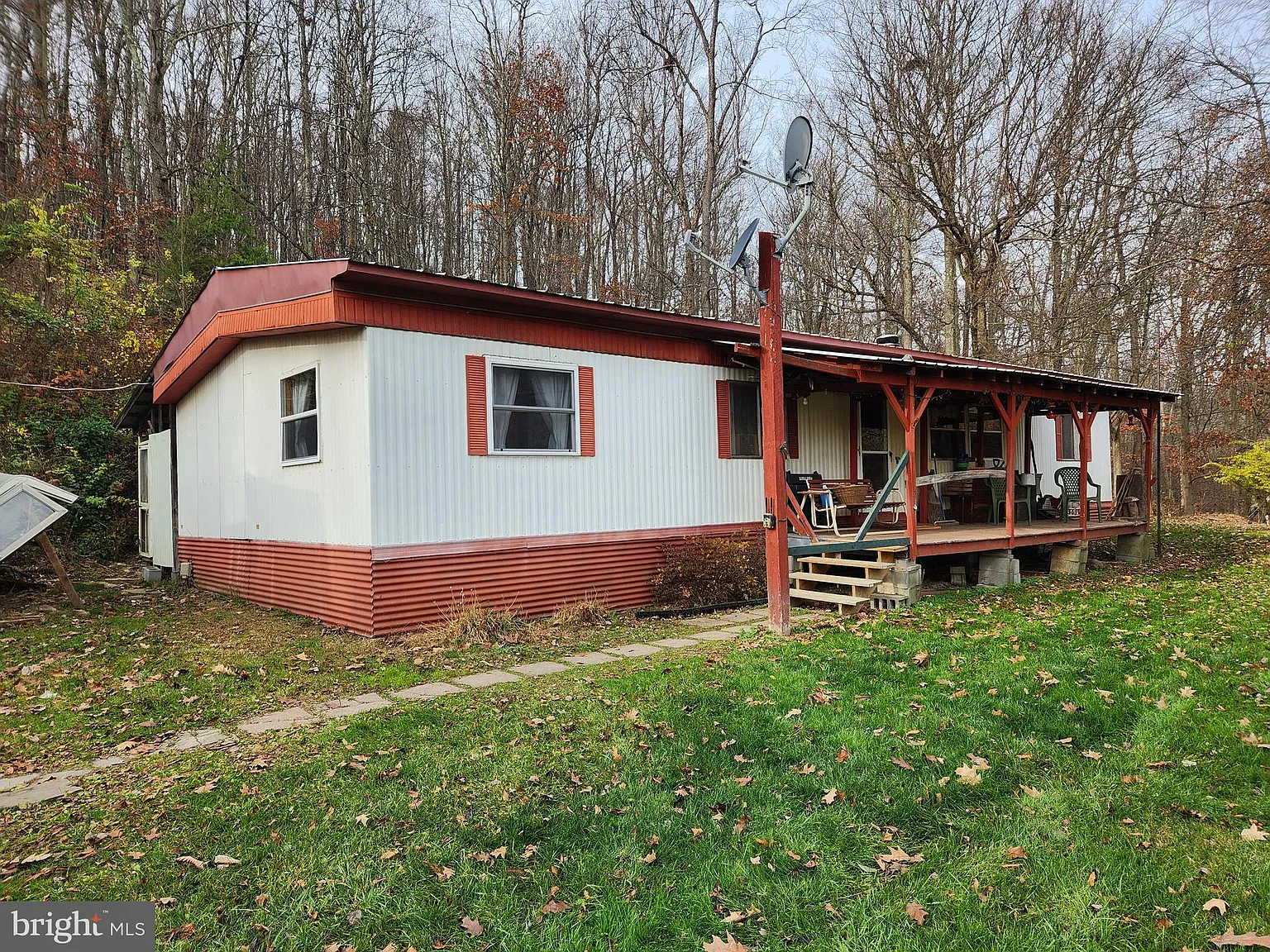 433 Point Rd photo 1