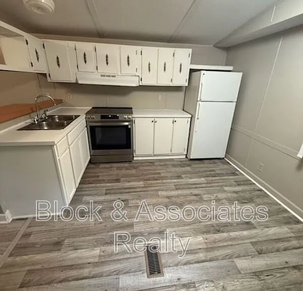 874 State Highway 49 S #17 — Photo 2