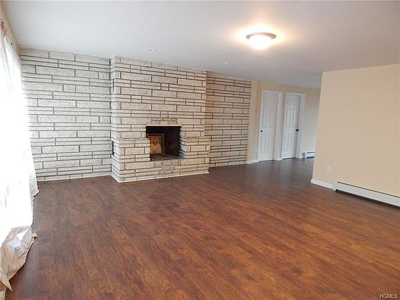 3rd image of 25 Fair Ave