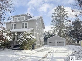 9 Bentley Ave, Lakewood, NY 14750