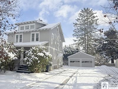 9 Bentley Ave, Lakewood, NY, 14750