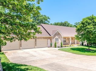 4401 S Fork Rd, High Ridge, MO 63049