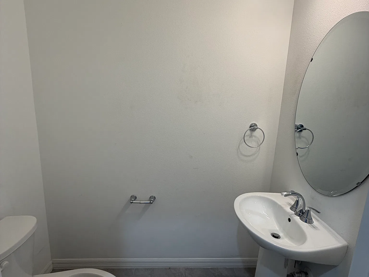 4 bed, 2.5 bath, 1868 sqft, $2,500 — Photo 3