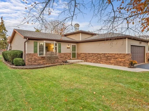 890 Greenfield Ave, South Elgin, IL 60177