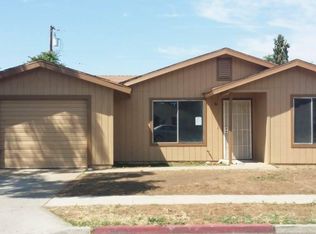 430 W Beechwood Ave, Pinedale, CA 93650