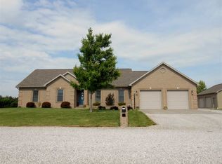 9859 S Joy Ln, Haubstadt, IN 47639