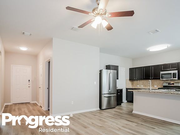 4th image of 203 Turtle Creek Dr