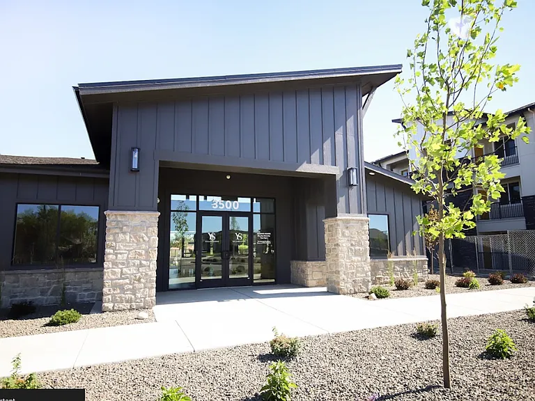 3500 W Pine Ave — Photo 123