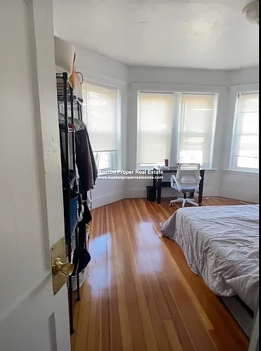 64 Hemenway St Photo 1