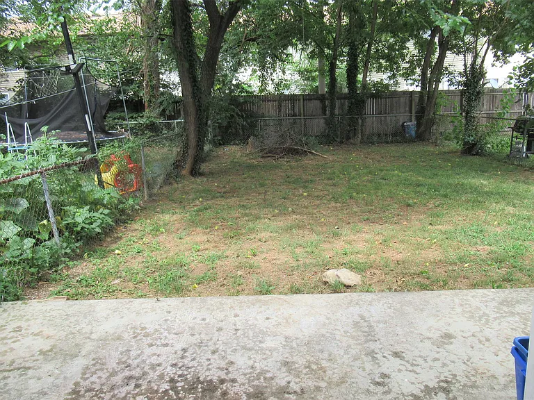 308 Beau St — Photo 7