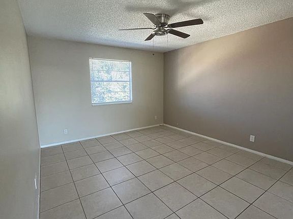 4th image of 4421 Barna Ave