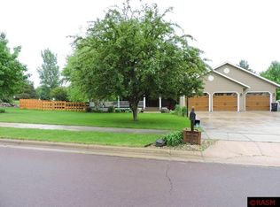 401 Ledlie Ln, Mankato, MN 56001