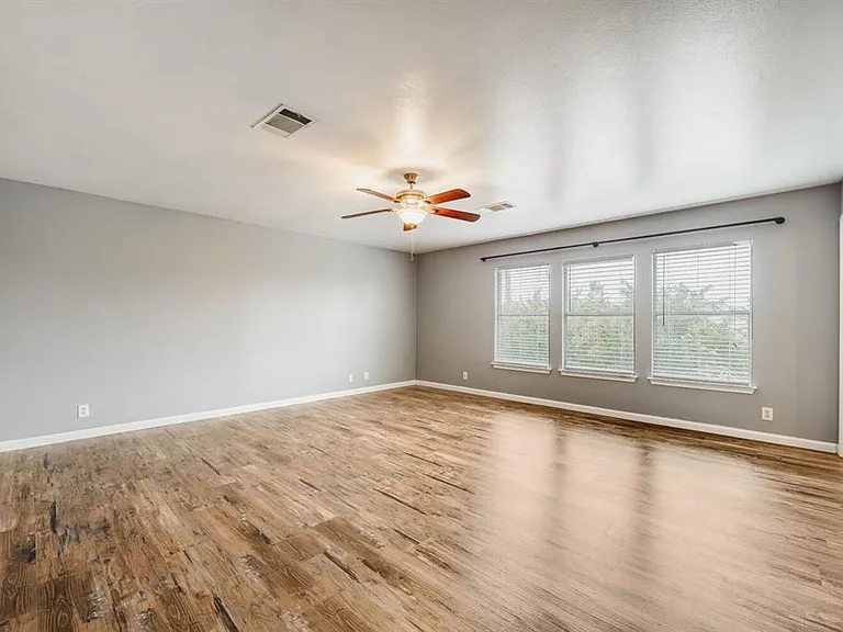 928 Justeford Dr — Photo 17