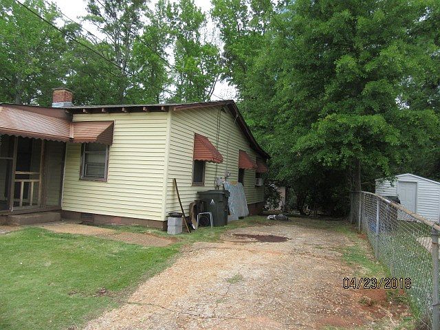 2nd image of 620 Clark Ave