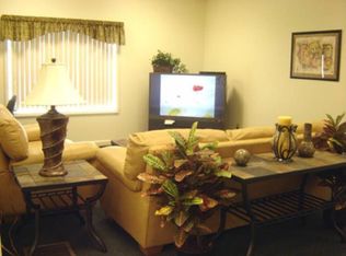 19 Independence Dr APT 4, Methuen, MA 01844