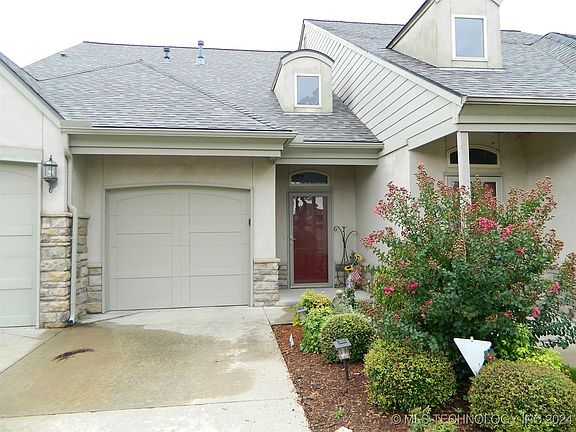 2nd image of 10319 N 139th East Ave