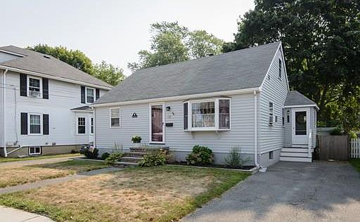 1st image of 10 Kernwood Ave