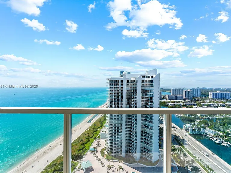 16699 Collins Ave #2810 — Photo 5